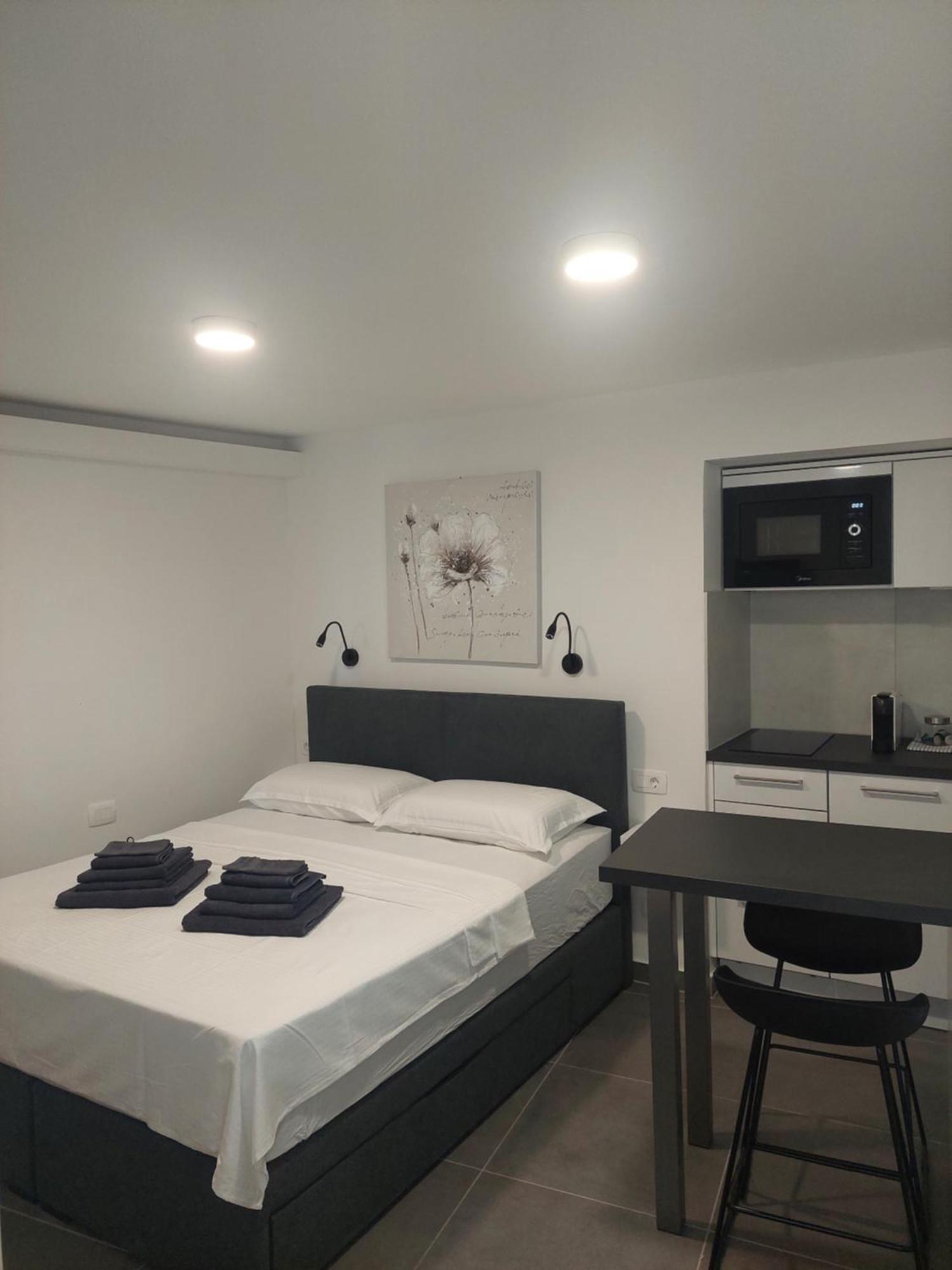 Apartments R&B Baska  Exterior photo